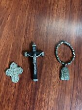 Three vintage “I am a Catholic please call a priest” charms and Rosary cross. picture