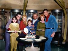 Lost In Space The Robinson's 8x10 Glossy Photo picture
