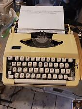 Wedgefield 100 Vintage 60's Portable Typewriter With Case Box Tested & Working picture