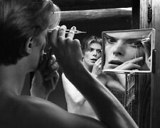 David Bowie barechested in mirror The Man Who fell To Earth 8x10 Photo picture