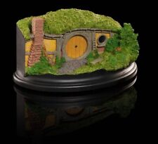 WETA Lord of the Rings Bagshot Row 1 Yellow Door Hobbit Hole House Village NEW picture
