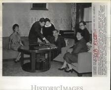 1959 Press Photo Japan's royal family gathers at Imperial Palace in Tokyo. picture