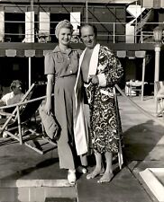 LG42 Original Photo MR & MRS GEORGE JESSEL RELAXING POOLSIDE CELEBRITY COUPLE picture