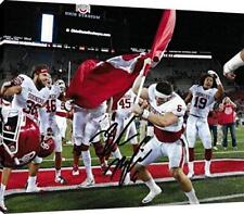 Metal Wall Art:   Baker Mayfield, Oklahoma Sooners Planting the Flag Autograph picture