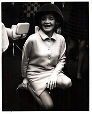 HOLLYWOOD BEAUTY MARLENE DIETRICH STYLISH POSE STUNNING PORTRAIT 1967 Photo C35 picture