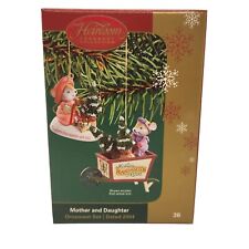 Carlton Cards HEIRLOOM COLLECTION Christmas Ornament Mother and Daughter 2004 picture