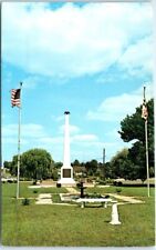 Postcard - War Memorial Wicomico County, Salisbury, Maryland picture