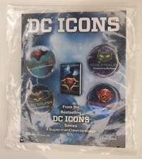2018 Comic Con DC Icons Dawnbreaker 4 Pinback Button Set   Still Sealed picture