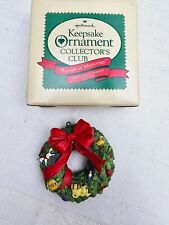 Vtg 1987 Hallmark Ornament Collectors Club WREATH OF MEMORIES Christmas Holiday picture
