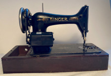 Vintage Singer Model 99 Sewing Machine With Brentwood Case & Key - 1925 picture