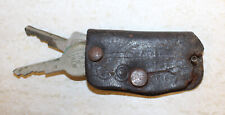 VTG Warren, Ohio Oldsmobile® Leather Key Holder w/Imprint of a Car Plus 2 Keys picture