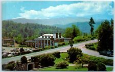 Postcard - Rockbridge Center and Entrance to Bridge - Natural Bridge, Virginia picture