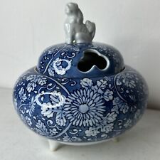 Korean Porcelain Blue & White Floral Foo Dog Ginger Jar picture