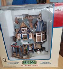 Lemax Village Collection Holiday House 2004 Retired #45042 Lighted, Box EUC picture