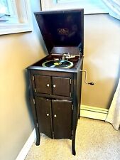 65287   Antique Mahogany Victor Victrola Good Working condition picture