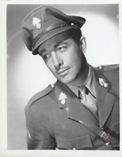 Robert Taylor portrait in uniform from 1940 Waterloo Bridge 8x10 inch photo picture
