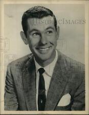 1958 Press Photo Television host Johnny Carson - tup18108 picture