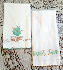 Kitchen Towels Lot of 2 Vintage White Linen Cotton Embroidery Applique Flower picture