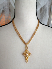 Vinatge Ornate Faux Pearl Pendant Matte Gold Tone Necklace picture