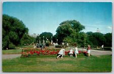 Postcard The Public Garden In Boston Massachusetts Ma Children Playing Vintage picture