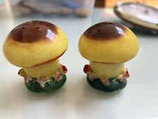 Vtg Japan Pottery Yellow Mushroom Spaghetti Trim Hippie Retro Salt & Pepper Set picture