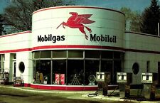 Mobilgas Station Mount Clemens Michigan Postcard picture