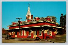 Wolfeboro New Hampshire Wolfeborough Railroad Station VINTAGE Postcard picture