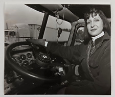 1996 Boston MA Female Semi Truck Driver 18 Wheeler Jeri Fox Cab VTG Press Photo picture