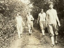 1Q Photograph Group 4 Pretty Women Walking Down Country Dirt Road 1920's picture