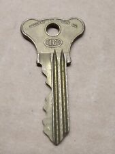 ILCO # 2Z8 - House Trunk Padlock Lock Key USA Antique  picture