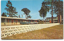 Georgia-GA-Folkston-Suwannee Motel-Cars-Vintage Postcard picture