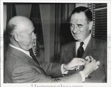 1955 Press Photo Harold Talbott receives Navy medal from Charles Thomas, DC picture
