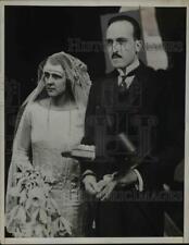 1935 Press Photo Baron Jean Daniel De Montenach of Swiss & bride Helen Gould picture