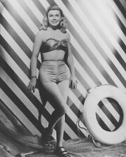 Doris Day 1948 Busty Leggy Strapless Bikini Pin up Wavy Long Hair 8x10 Photo picture