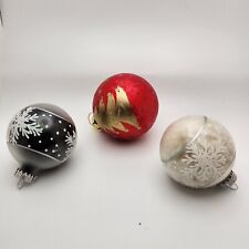 VTG (3) Glass Christmas Tree Ornaments  Snowflakes Tree picture