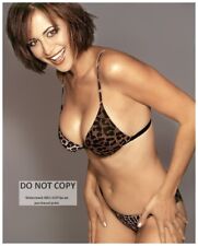 ACTRESS CATHERINE BELL PIN UP - 8X10 PUBLICITY PHOTO (AB-187) picture