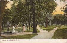 Fargo, NORTH DAKOTA - Island Park - long dresses, hats, fountain - 1908 picture