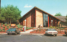 Kittery ME Maine, New Maine Information Center I-95 Old Cars, Vintage Postcard picture