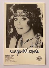 SUSAN MAUGHAN ( Bobby’s Girl ) Genuine Handsigned Photograph 6 x 4. picture