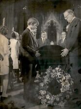 LD322 1968 AP Wire Photo ROBERT F KENNEDY JR HANDS ON DAD CASKET FOR 30 MINUTES picture
