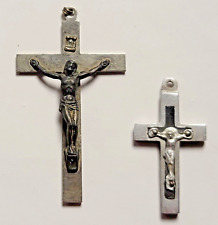 Set 2 vintage crucifixes. Measure app.57 x 32mm and 38 x 20mm respectively…Italy picture