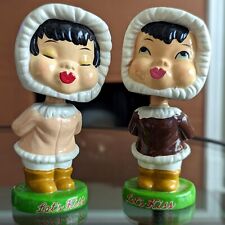 Vtg 1960s Pair Eskimo Bobble Head Hong Kong Lets Kiss Nodder Magnet Kitsch Art picture