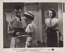 Lynn Bari + Anabel Shaw + Stephen Dunne in Shock (1946) 🎬⭐ Vintage Photo K 312 picture