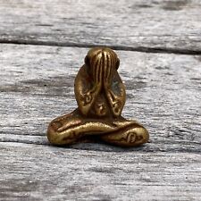 Lucky Temple Pidta Amulet bronze Figurine picture