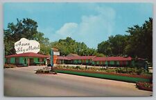 Fort Scott Kansas~Azure Sky Motel~Soda Machine~Neon & Light Bulb Sign~1950s picture