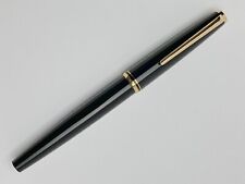 MONTBLANC 221P FOUNTAIN PEN IN BLACK & GOLD WITH 14K GOLD NIB SIZE EF - MINT picture
