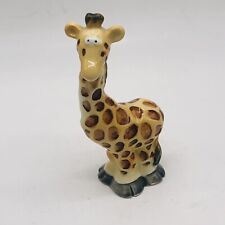 Quon Quon Japan Silly Giraffe Figurine 4 3/4” Tall picture