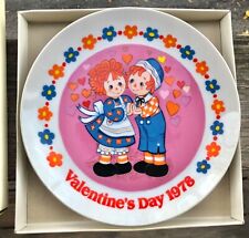 Vintage Schmid Valentine’s Day 1978 Raggedy Ann and Andy Collector Plate w/ Box picture