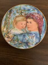 Collectible Plate, Edna Hibel’s “Michele and Anna,” 1992 picture