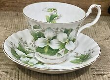 Vintage Royal Albert England Bone China Tea Cup & Saucer - Trillium picture